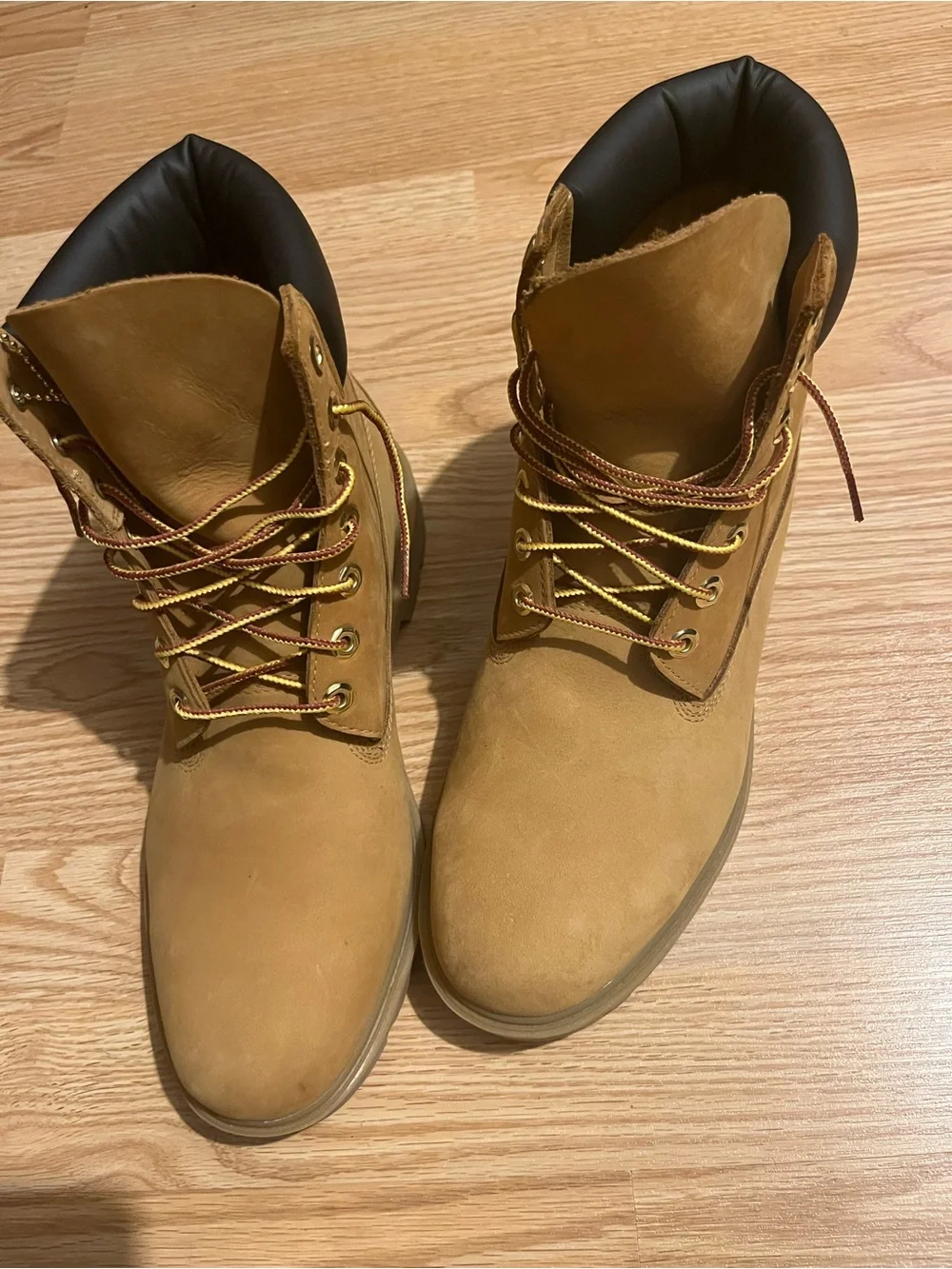 Timberland Men's Classic 6-Inch Boot in Wheat/Black Collar